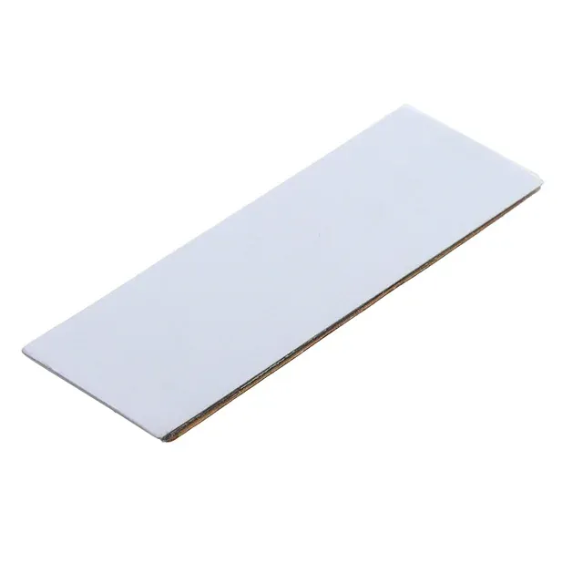 Étiquette flexible PET sur métal 73 x 25 mm